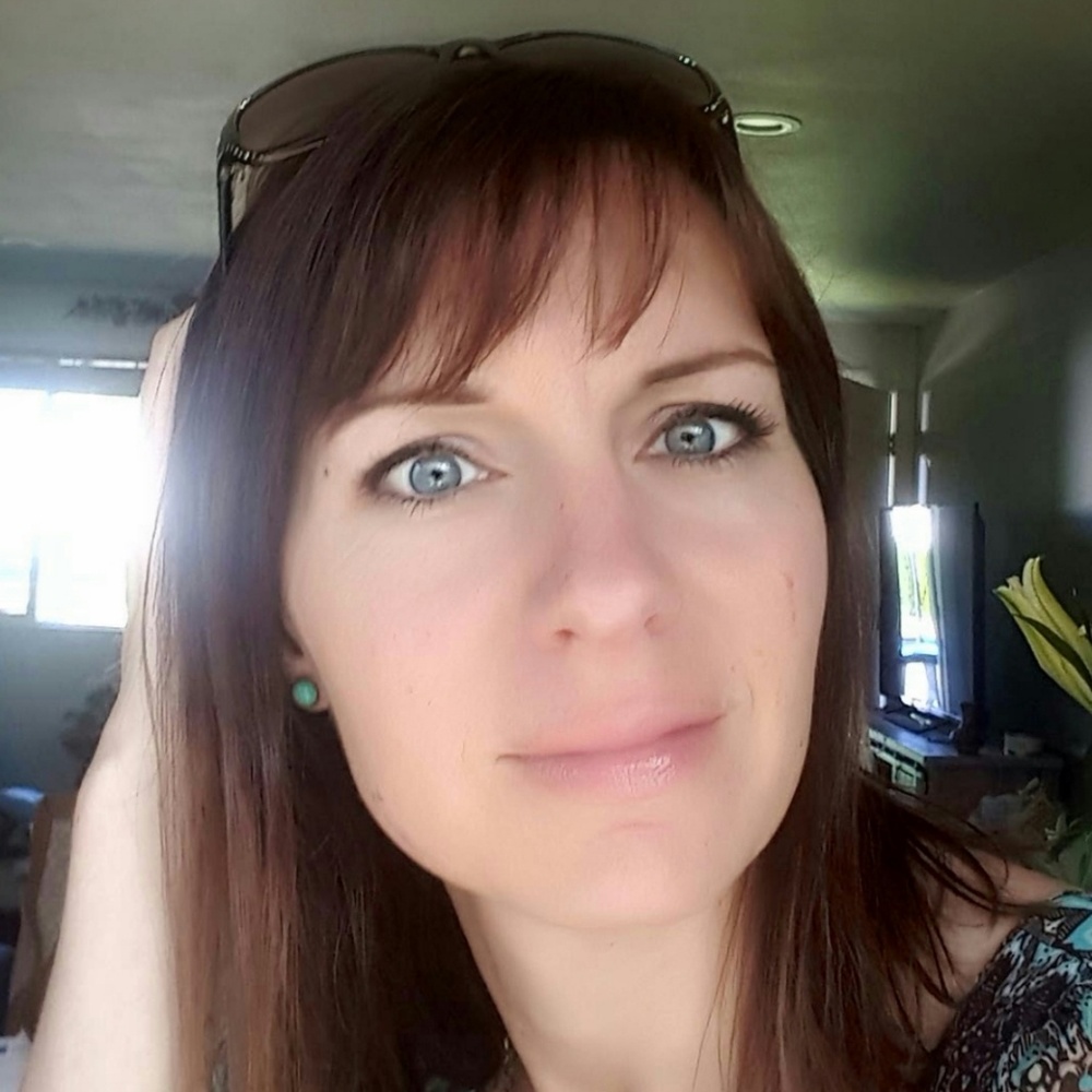 Meet your Posher, Lorena
